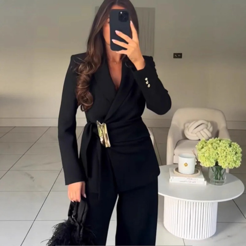 Completo da Donna Due Pezzi: B - Winter Clothing Deals recensione e prezzo