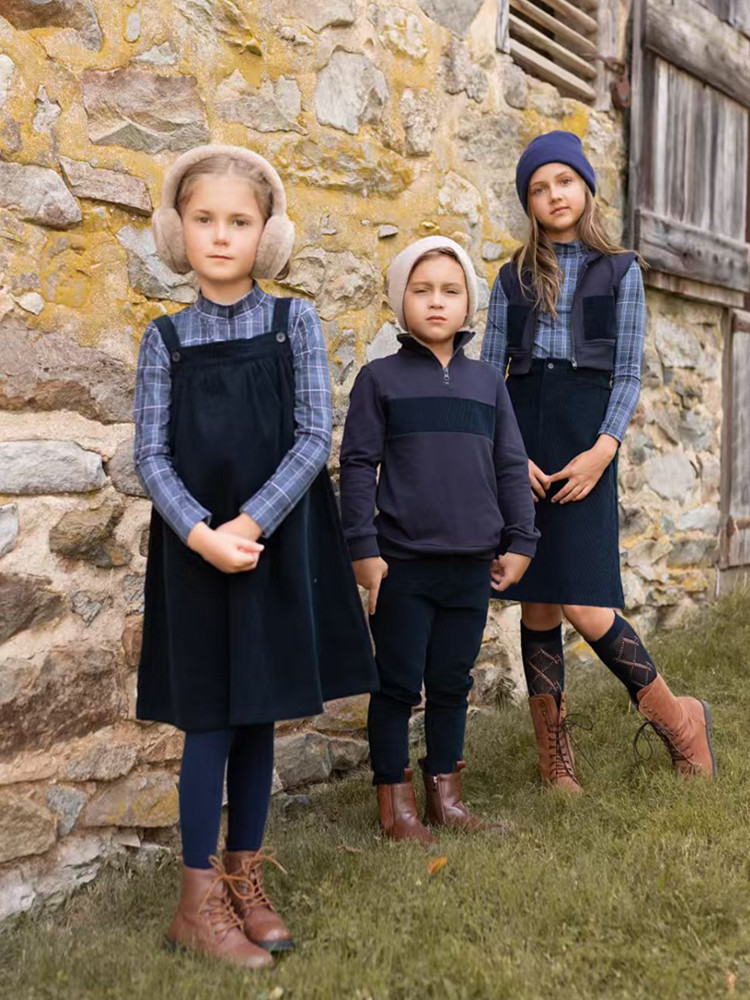 Collezione di velluto a coste  - Winter Clothing Kids recensione e prezzo