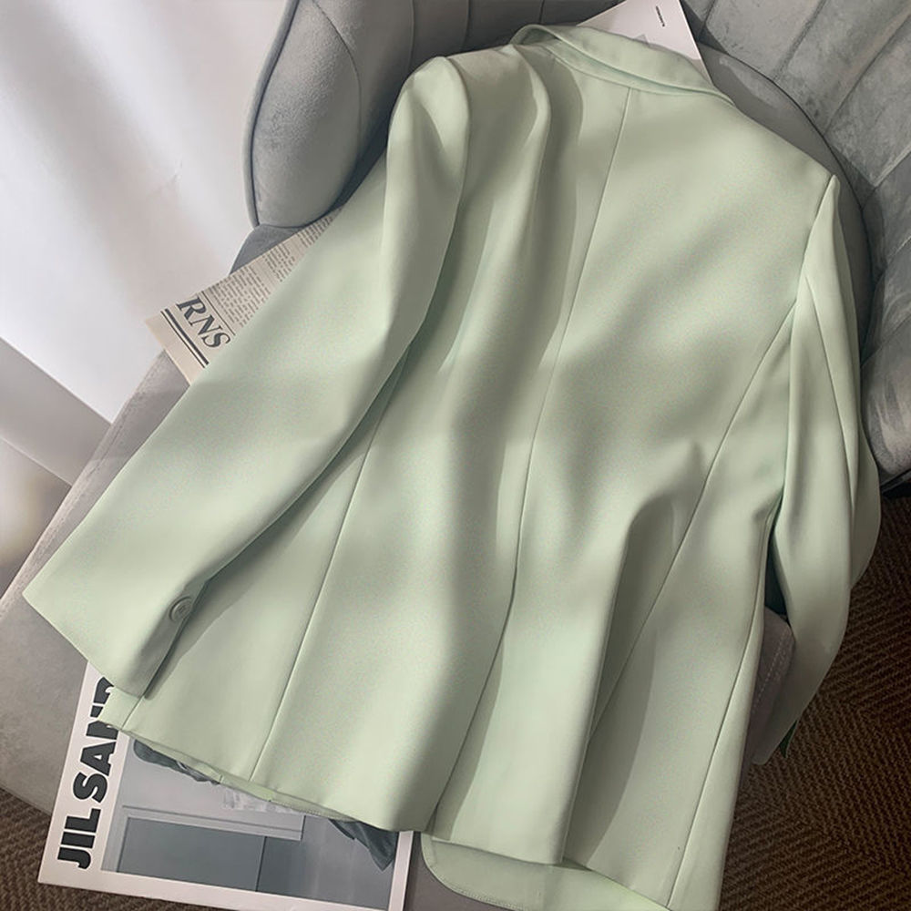 Abbigliamento donna Trend 2025 - Winter Clothing Types recensione e prezzo